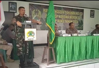 Dandim saat membuka RAT Primkop Kartika Merak Kodim 0801/Pacitan 