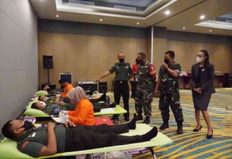 Donor darah prajurit Korem 071/Wijayakusuma 