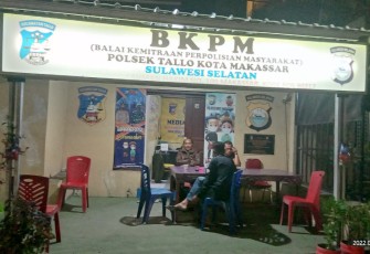 Tim penilai lomba  kamtibmas  Polrestabes Makassar  sambangi lokasi lomba  di malam hari 