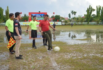 Dandim Resmi Buka Piala KASAD Liga Santri PSSI tahun 2022 di Palangka Raya