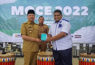 Gubernur Rohidin Buka Acara Moment of Civil Engineering 2022 UNIB