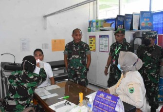 Pangdam saat tinjau pelaksanaan seleksi kesehatan catar akmil