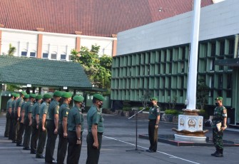 Apel pagi anggota Korem 073/Mkt