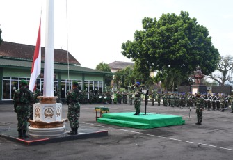 Upacara bendera di Korem 073/Mkt Salatiga