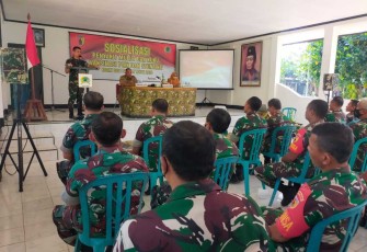 Dandim Pacitan saat membuka sosialisasi vaksinasi PMK 