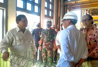 Dandim Madiun dampingi Menhan saat kunjungan ke PT INKA 
