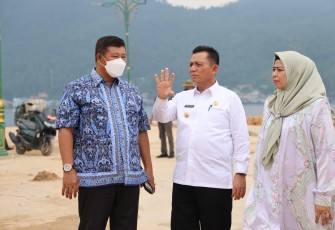 Gubernur Ansar saat Tinjau Persiapan MTQ dan Serahkan Sapi Kurban