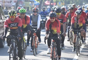Olahraga bersama prajurit Korem 081/FSJ