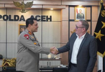 Kapolda Aceh saat menerima Anthony Monaghan World Bank Group Indonesia 