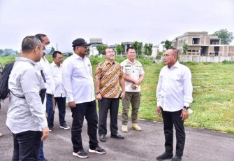 Dirjen Bina Adwil saat kunjungi lahan eks bandara Polonia Medan 