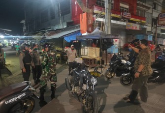 Patroli Harkamtibmas Polsek Mariso dan  Satpol PP