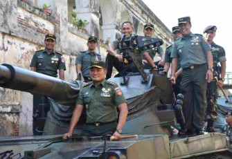 Pangdam IV Kunjungi Batalyon Kavaleri 2