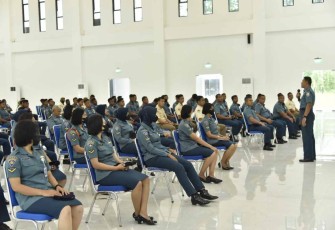 Penyuluhan hukum prajurit Koarmada III 