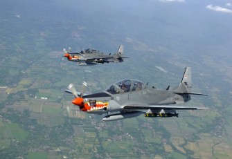 Pesawat tempur EMB-314 Super Tucano 