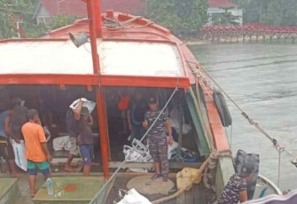 Koarmada III bantu pencarian kapal tenggelam 