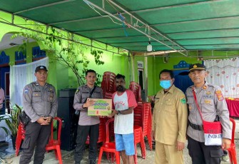 Berikan bantuan dan pelayanan kesehatan keluarga korban KKB
