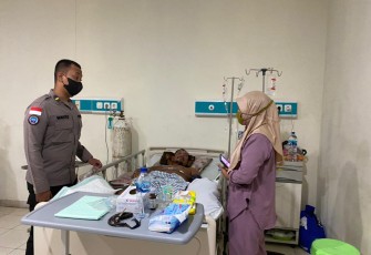 Trauma Healing tim kesehatan satgas binmas damai Cartenz di RSUD Mimika
