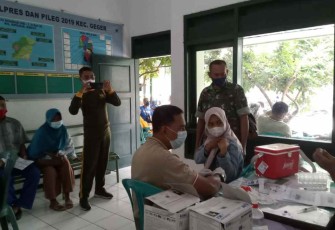 Vaksinasi Covid-19 warga binaan di Kecamatan Geger