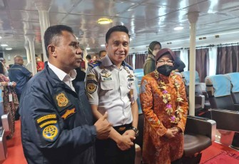 Mensos Tri Rismaharini saat menghadiri sidang sinode papua
