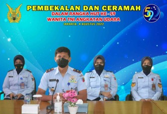 Danlanud saat mendampingi Wara Lanud Sugiri Sukani pembekalan secara virtual 