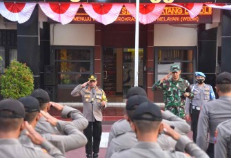 Sinergitas TNI-POLRI amankan pengesahan warga baru PSHT di Trenggalek 