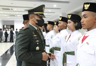 Pengukuhan pasukan Paskibra Kota Salatiga
