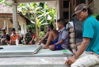 Serda Heru saat komsos bersama warga binaannya
