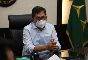 JAM Pidum saat memberikan keterangan pers di Jakarta 