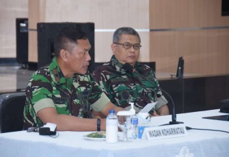 Wadan Koharmatau saat membuka sosialisasi SPIP terintegrasi 
