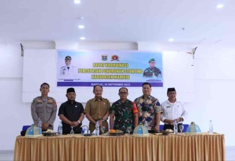 Dandim 1418/Mamuju Letkol Inf M Imasfy saat rakor bersama forkopimda Kab Mamuju