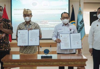 Perjanjian Konsesi Pengelolaan Alur Pelayaran Ambang Sungai Barito di Jakarta, Selasa (20/9)