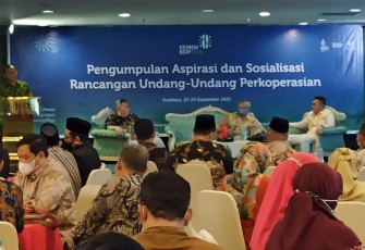 FDG UU Perkoperasian di Surabaya 