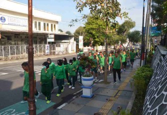 Olahraga bersama jajaran Korem 073/Mkt