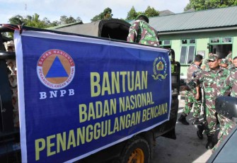 Bantuan sosial korban bencana gempa bumi, Minggu (2/10)