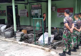 Dapur umum prajurit Petarung Korem 023/KS. Minggu (2/10)