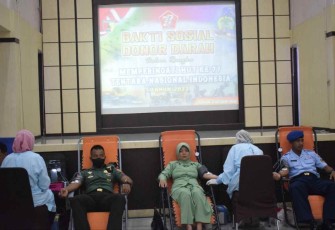 Bakti sosial donor darah Korem 081/DSJ Madiun. Kamis (6/10)