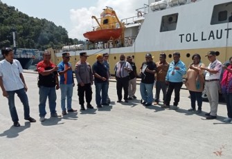 Foto bersama peserta KMAN ke 6 di Papua