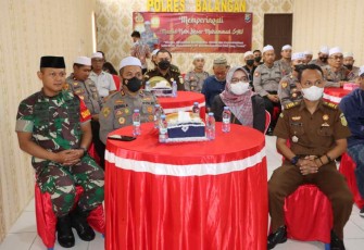Dandim 1001/HSU-BLG Letkol Inf Dhuwi Hendradjaja saat acara maulid