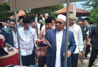 Ketum MUI DKI Jakarta KH Munahar Muchtar saat membuka Jiffes di Setu Babakan