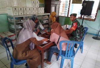 Komsos bersama aparat desa di wilayah binaan