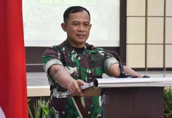 Danrem 081/DSJ Kolonel Inf Deni Rejeki 