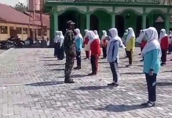 Latihan PBB siswa di wilayah binaan