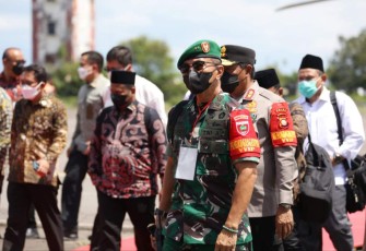 Pangdam Hasanuddin Mayjen TNI Dr. Totok Imam Santoso dampingi kegiatan Wapres RI KH Ma'ruf Amin di Sulsel, Sabtu (3/12)