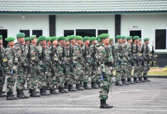 Upacara bendera prajurit Korem 023/KS
