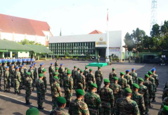 Upacara Hari Juang TNI AD di Korem 073/Mkt
