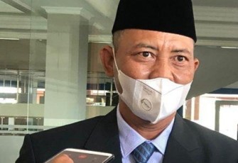  Sekretaris Daerah Kabupaten Bintan, Adi Prihantara