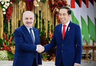 Presiden Jokowi saat menerima kunjungan PM Palestina Mohammad I.M Shtayyeh di istana kepresidenan Bogor 