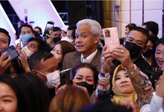 Ganjar Pranowo usai acara Wealth Wisdom Mindfully Recover di Ritz Carlton Hotel SCBD, Jakarta, Rabu (30/11)