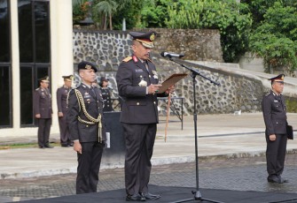 Kapolda Bengkulu saat Pimpin Upacara Hari Pahlawan