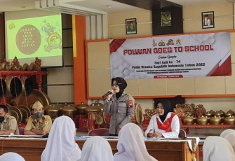  Kegiatan Polwan Goes to School dalam rangka Hari Jadi Polwan Republik Indonesia ke-74, di Kabupaten Karanganyar, Senin (8/8/2022) pagi.